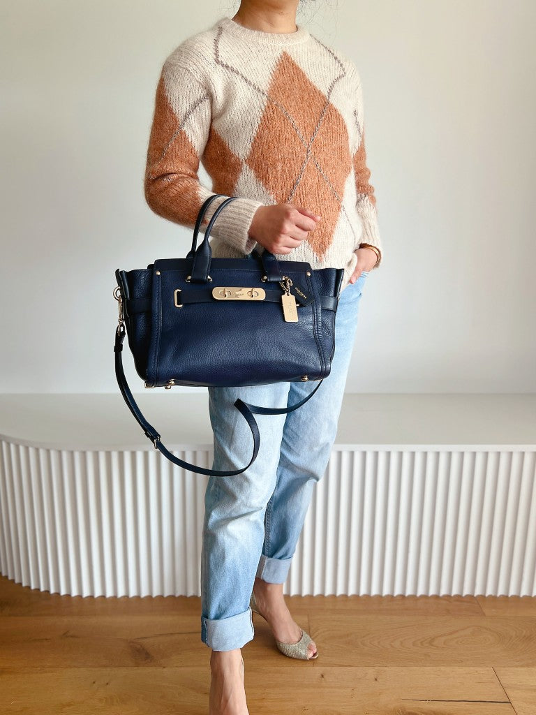 Coach Navy Leather Double Turn Lock Detail 2 Way Shoulder Bag Excellent
