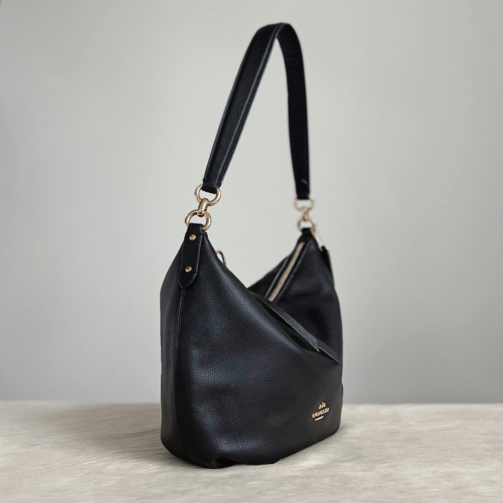Coach Black Leather Slouchy Front Logo Shoulder Bag Like New