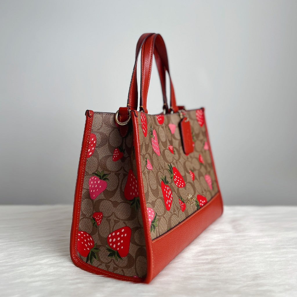 Coach Leather Monogram Strawberry Book Tote 2 Way Shoulder Bag Like New