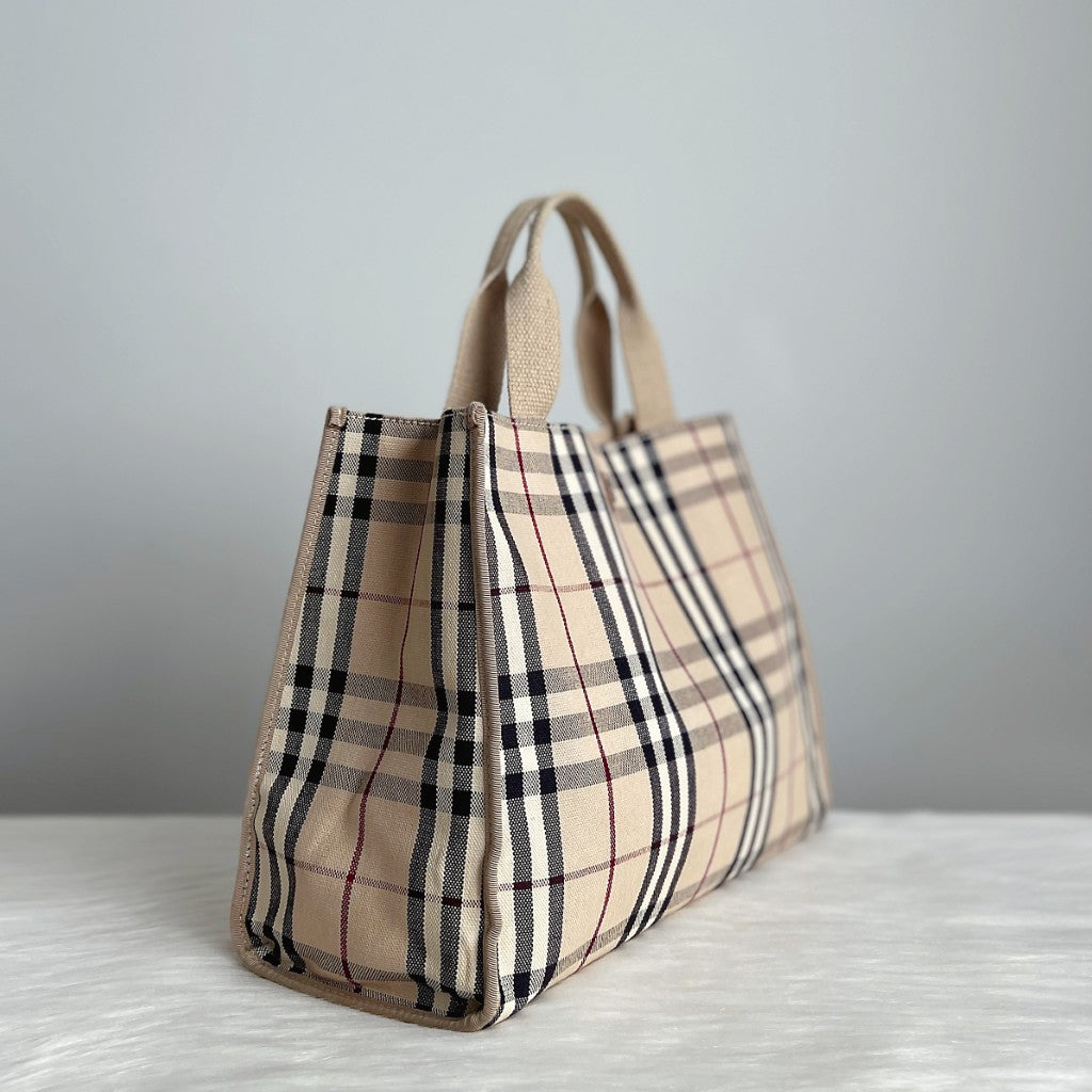 Burberry Signature Check Pattern Tote Bag Excellent