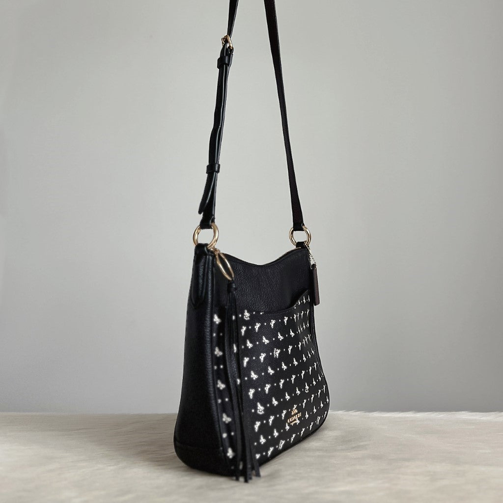 Coach Black Leather Butterfly Pattern Front Logo Crossbody Shoulder Bag Like New