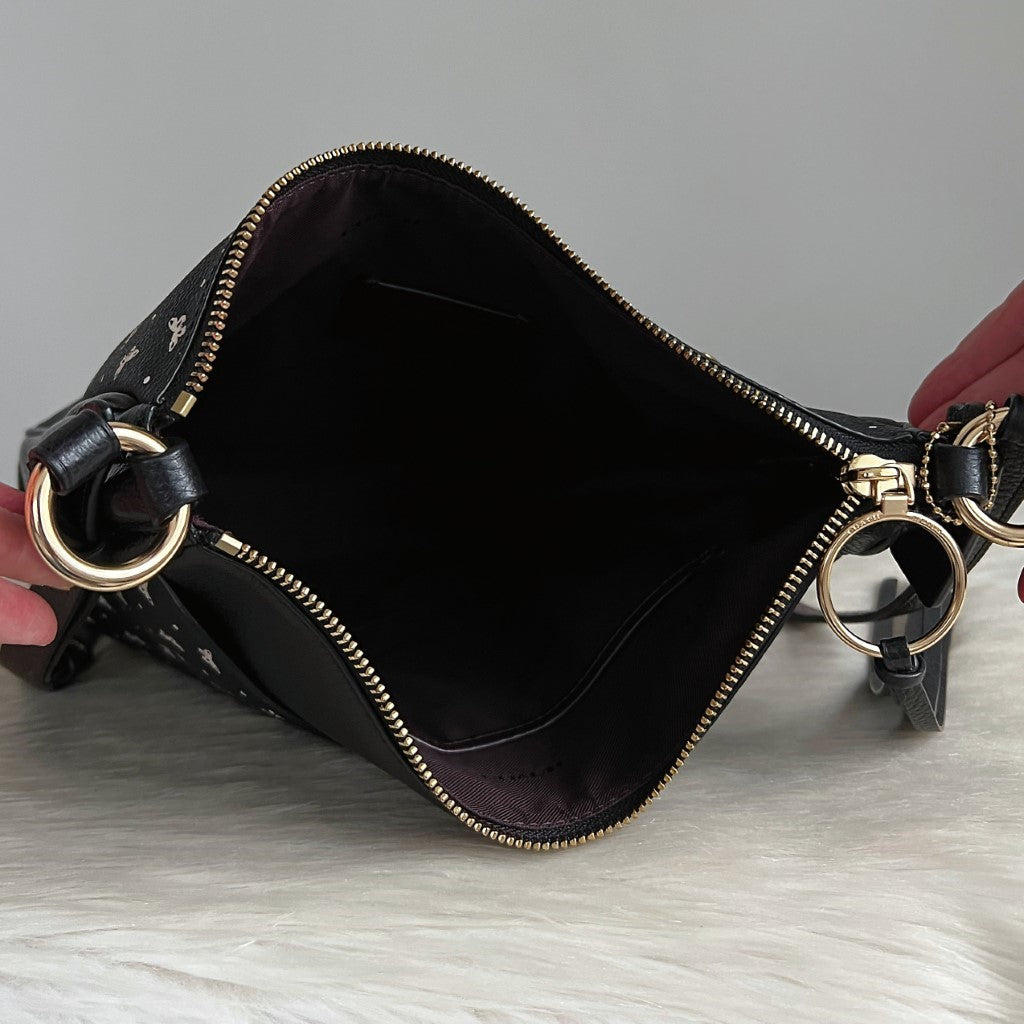 Coach Black Leather Butterfly Pattern Front Logo Crossbody Shoulder Bag Like New