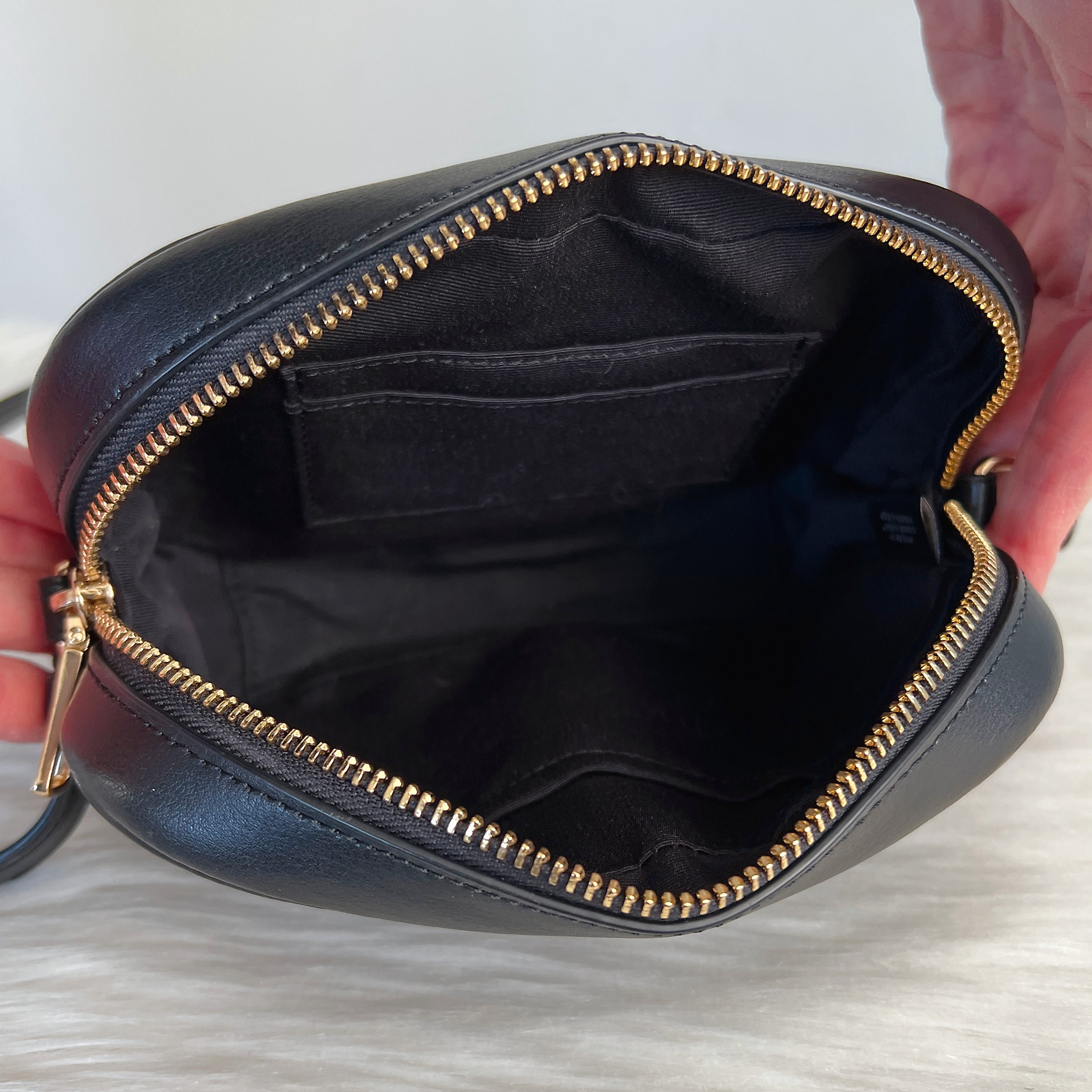 Coach Black Leather Monogram Front Logo Small Crossbody Shoulder Bag Like New