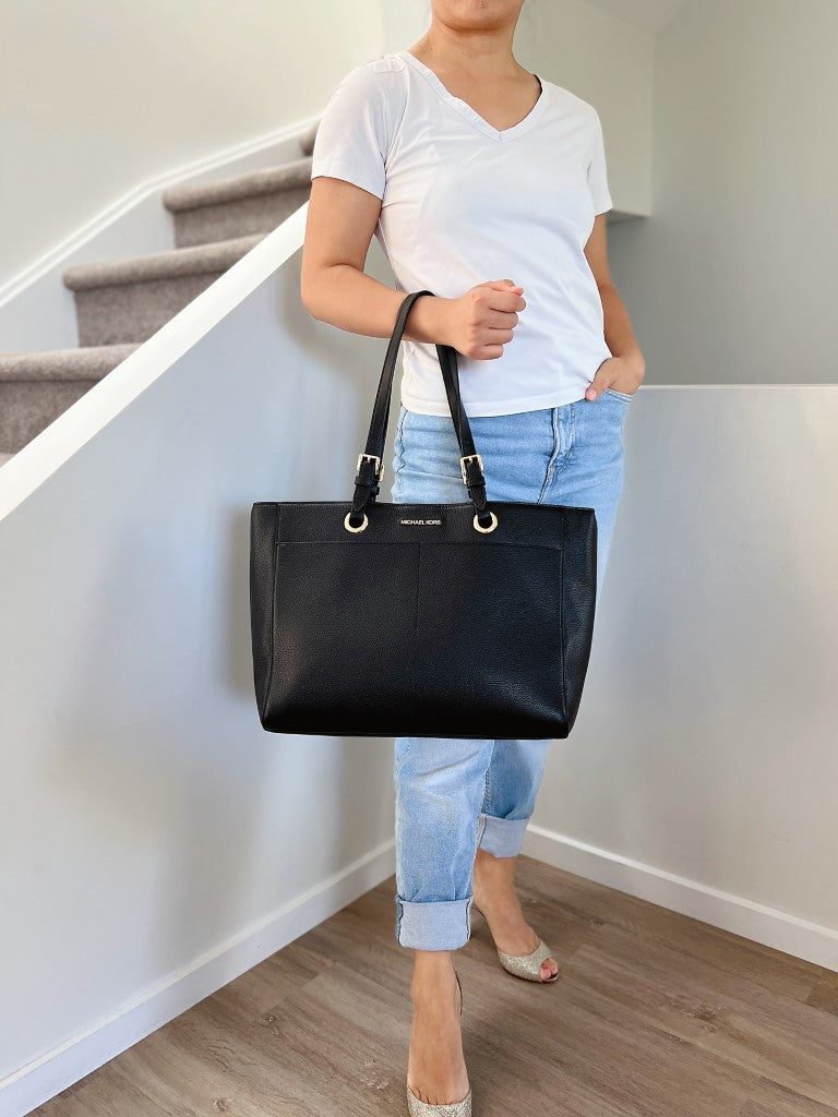 Michael Kors Black Leather Triple Compartment Large Shoulder Bag Excellent