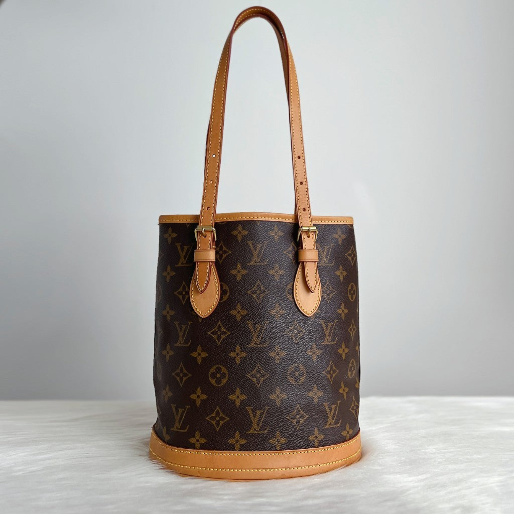 Louis Vuitton Signature Monogram Bucket PM Shoulder Bag