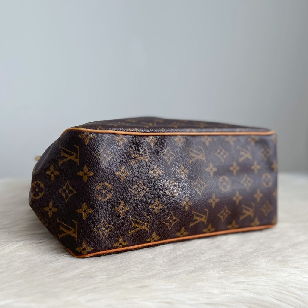 Louis Vuitton Signature Monogram Batignolles Vertical Shoulder Bag
