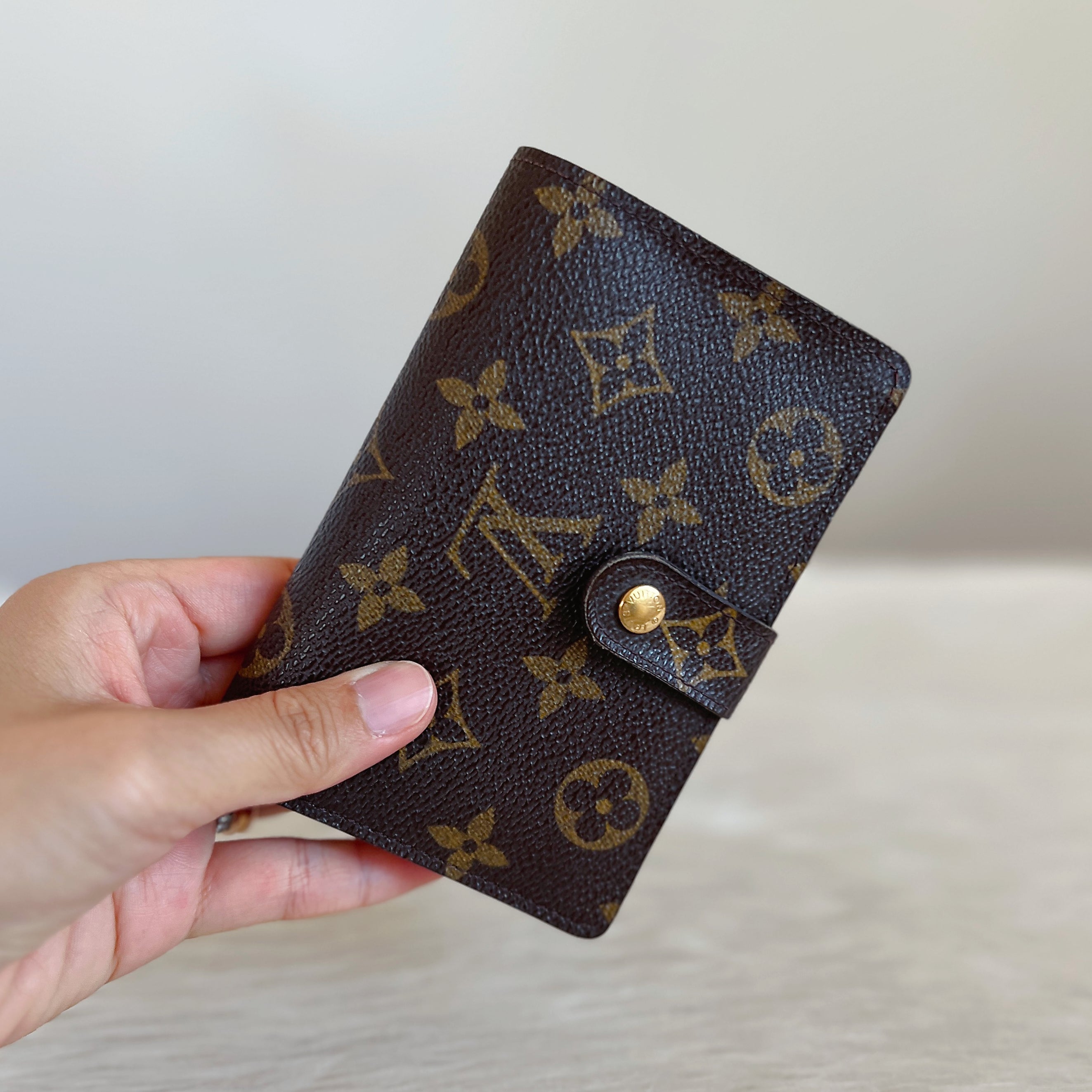 Louis Vuitton Monogram Classic Coin Compartment Wallet