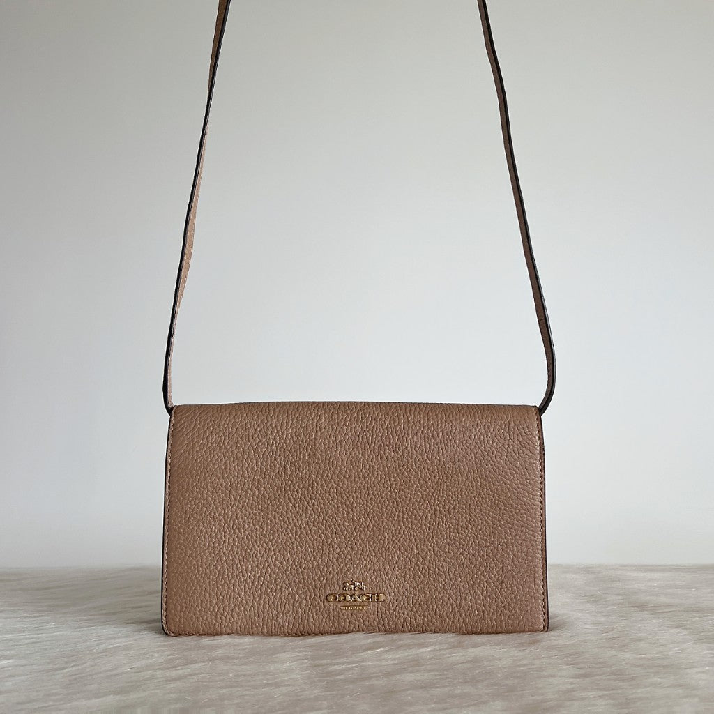 Coach Beige Leather Front Logo Double Compartment Crossbody Shoulder Bag Like New