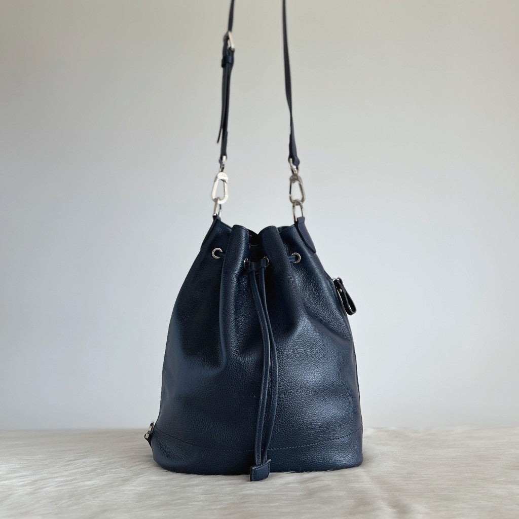 Longchamp Navy Leather Drawstring Bucket Crossbody Shoulder Bag Excellent