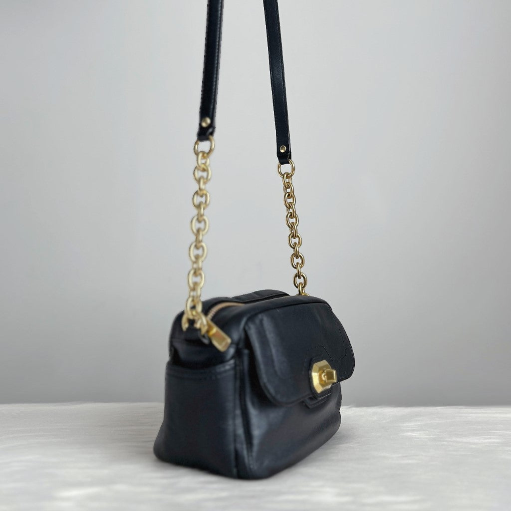 Coach Navy Leather Turn Lock Camera Crossbody Shoulder Bag Excellent