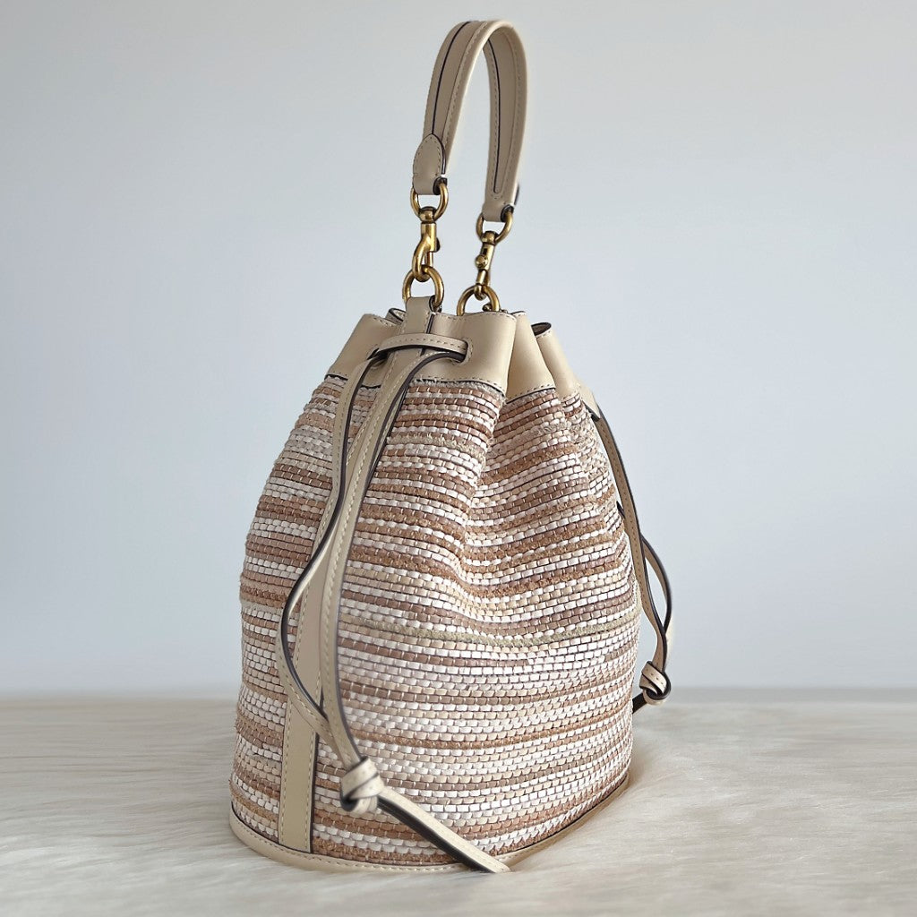 Coach Beige Leather Woven Drawstring Bucket 2 Way Shoulder Bag Excellent