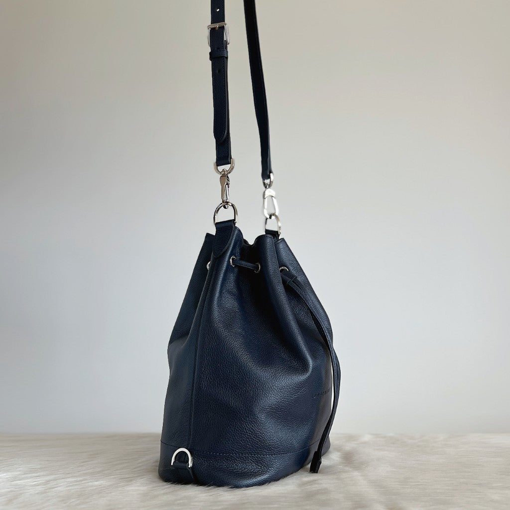 Longchamp Navy Leather Drawstring Bucket Crossbody Shoulder Bag Excellent