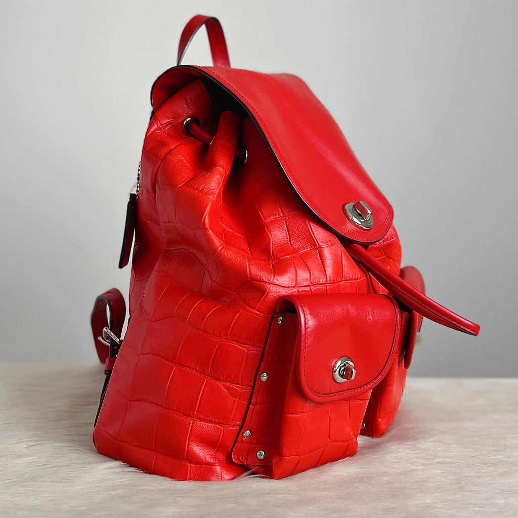 Coach Orange Red Leather Drawstring Multi-compartment Backpack Excellent