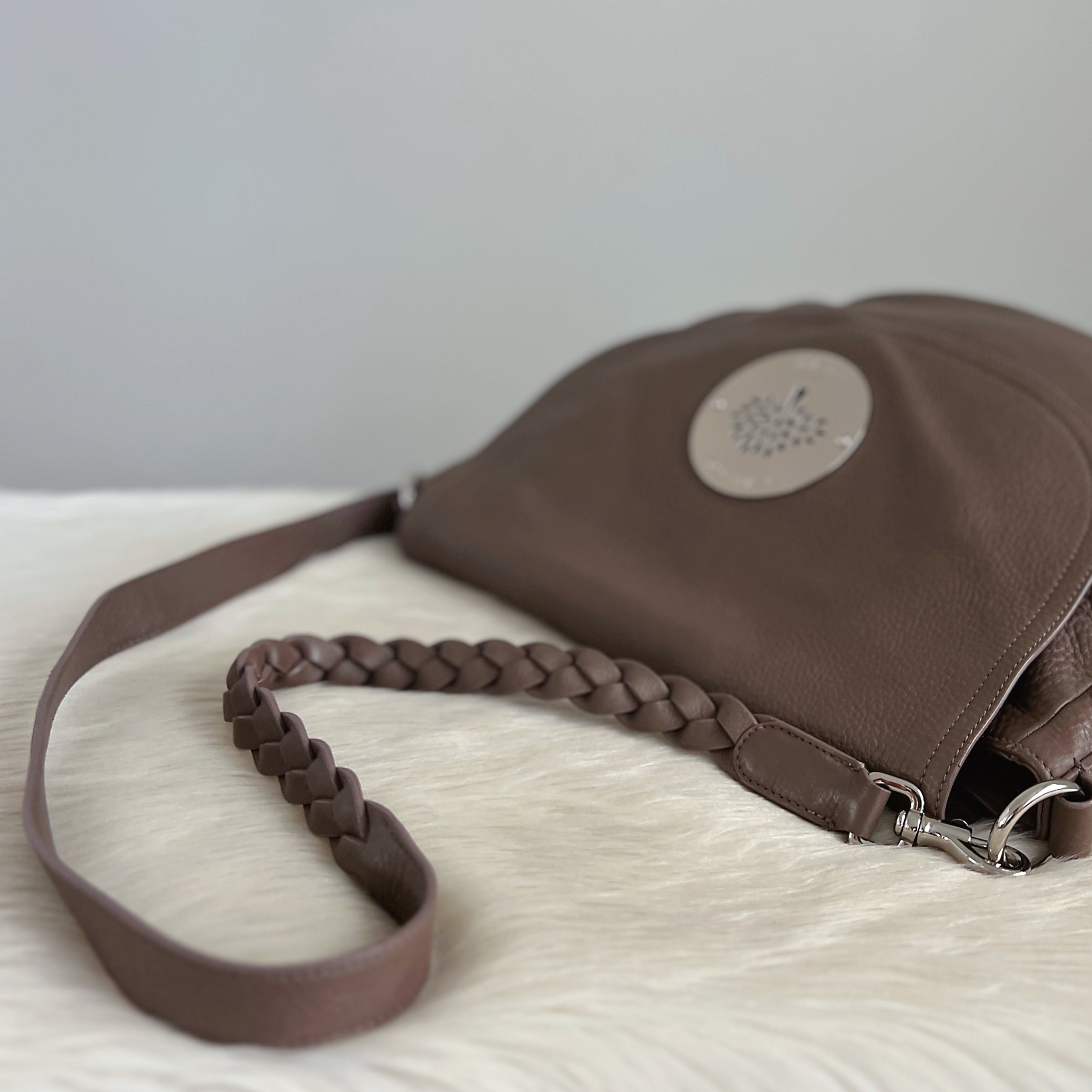 Mulberry Taupe Leather Signature Turn Lock Crossbody Shoulder Bag Excellent