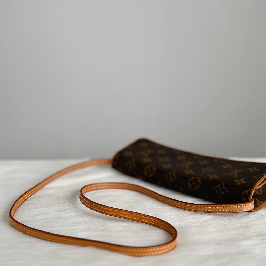 Louis Vuitton Signature Monogram Pochette Twin GM Shoulder Bag Excellent