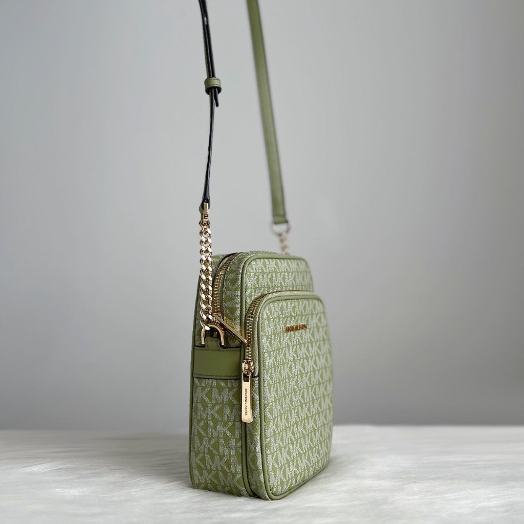 Michael Kors Green Leather Monogram Camera Crossbody Shoulder Bag Like New