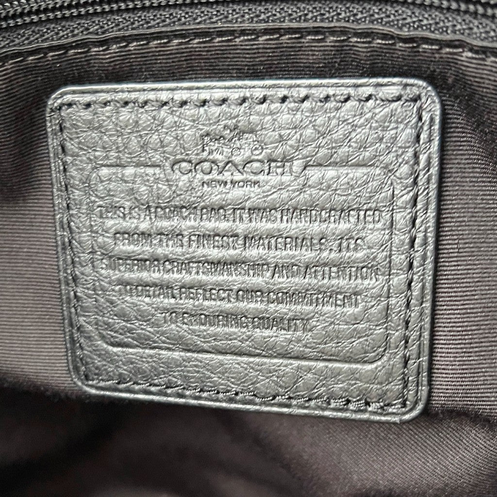 Coach Black Leather Front Logo Chain Detail 2 Way Shoulder Bag Like New