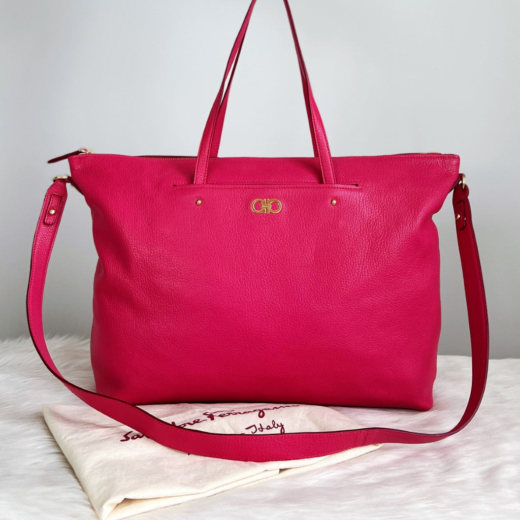 Salvatore Ferragamo Fuchsia Leather Large 2 Way Shoulder Bag Excellent