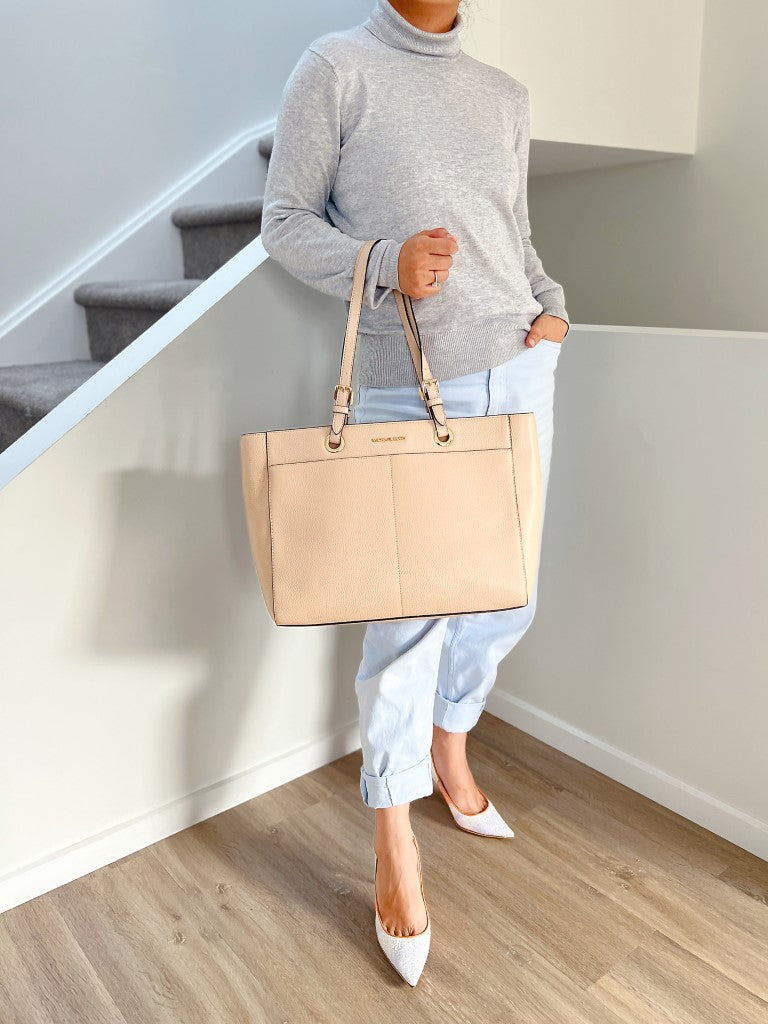 Michael Kors Beige Leather Oversized Shoulder Bag Like New