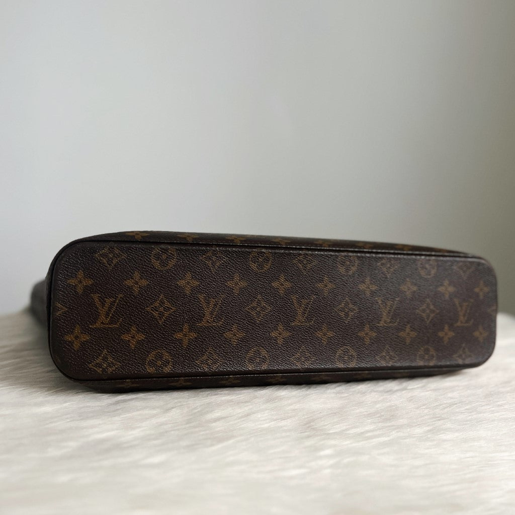 Louis Vuitton Signature Monogram Luco Large Shoulder Bag