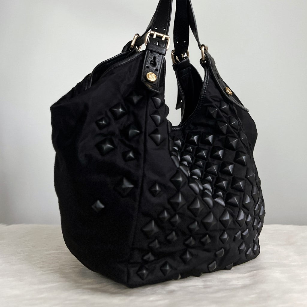 Givenchy Black Signature Sacca Studded Detail Shoulder Bag