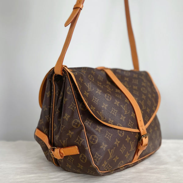 Vuitton Saumur Bag -  New Zealand