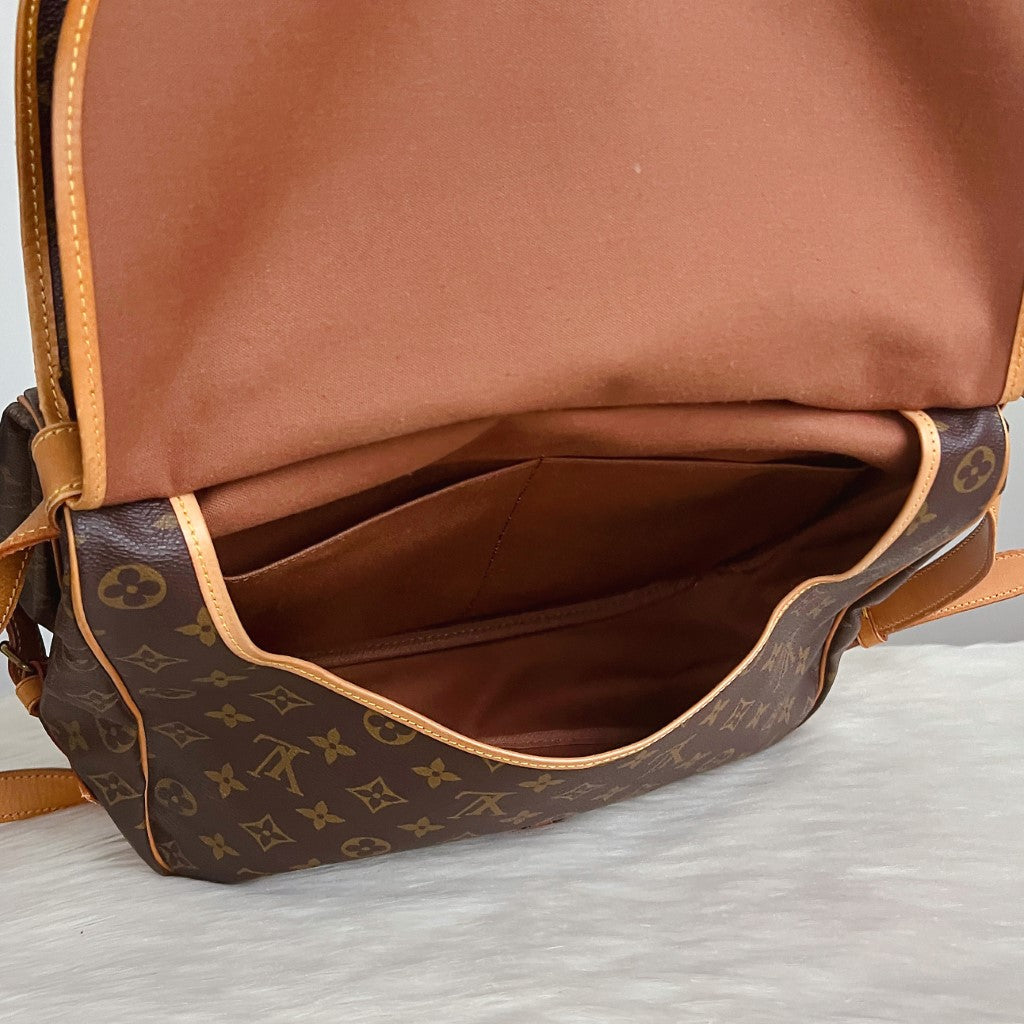 Louis Vuitton Monogram Double Sided Saumur 35 Crossbody Shoulder Bag