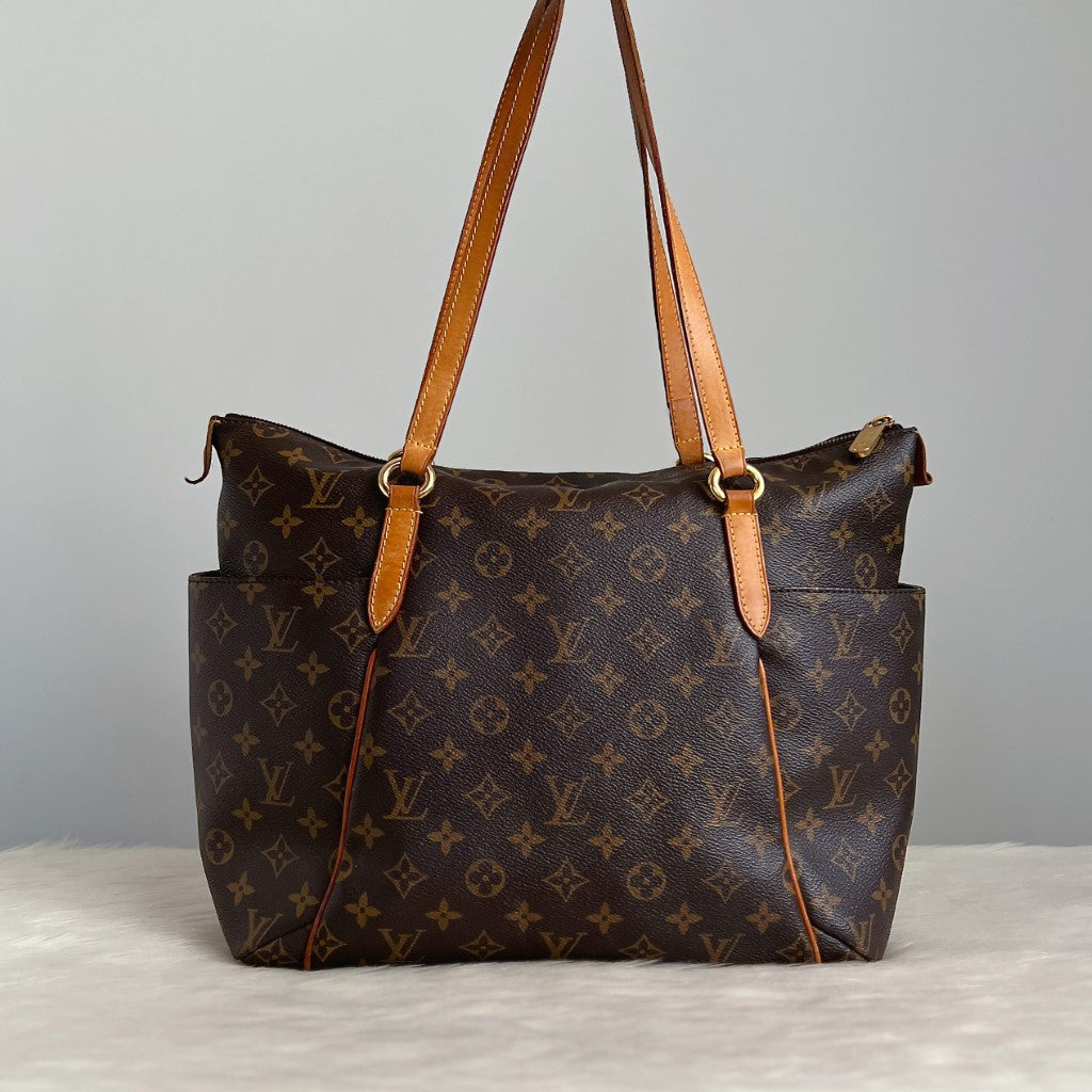 Louis Vuitton Signature Monogram Totally PM Shoulder Bag