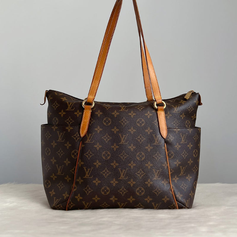 Louis Vuitton Signature Monogram Totally PM Shoulder Bag