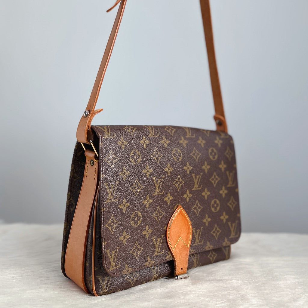 Louis Vuitton Signature Monogram Cartouchiere GM Crossbody Shoulder Bag