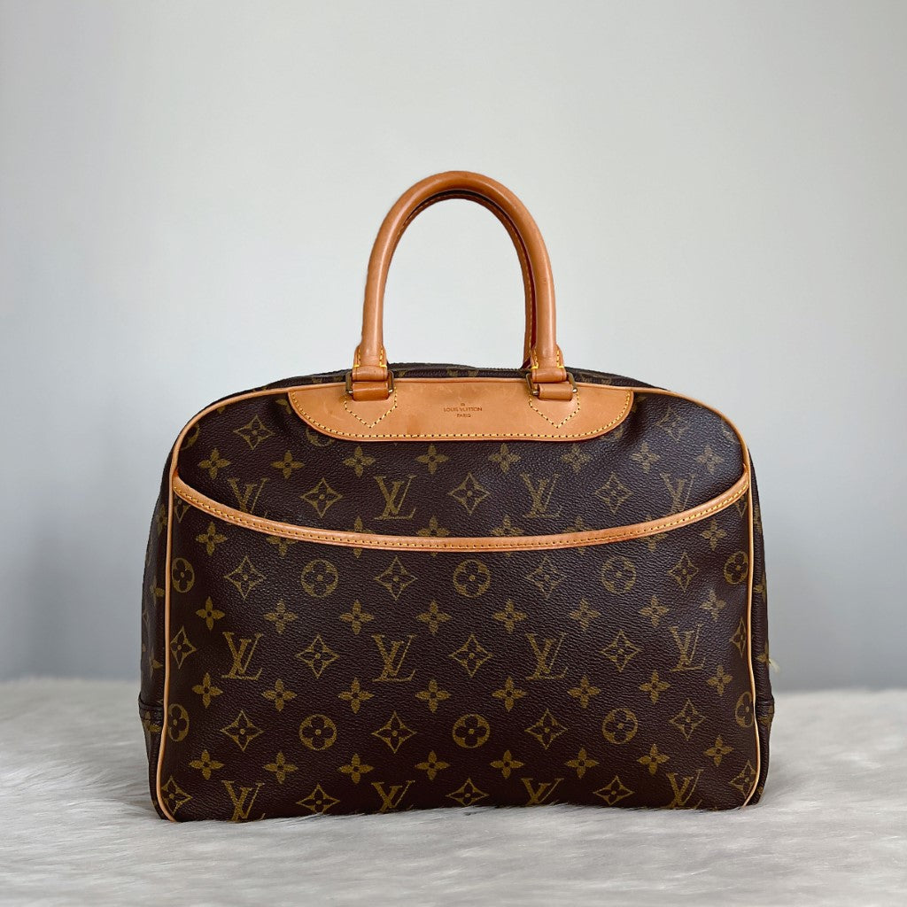 Louis Vuitton Signature Monogram Deauville Tote