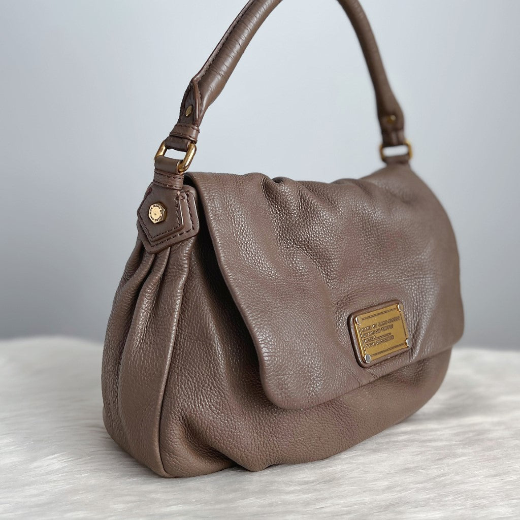 Marc Jacobs Taupe Leather Front Logo 2 Way Shoulder Bag