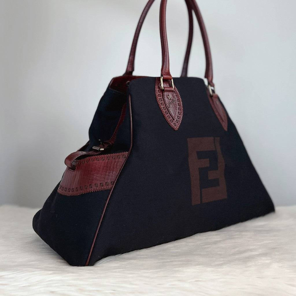 Fendi Signature F Large Weekend Travel Shoulder Bag