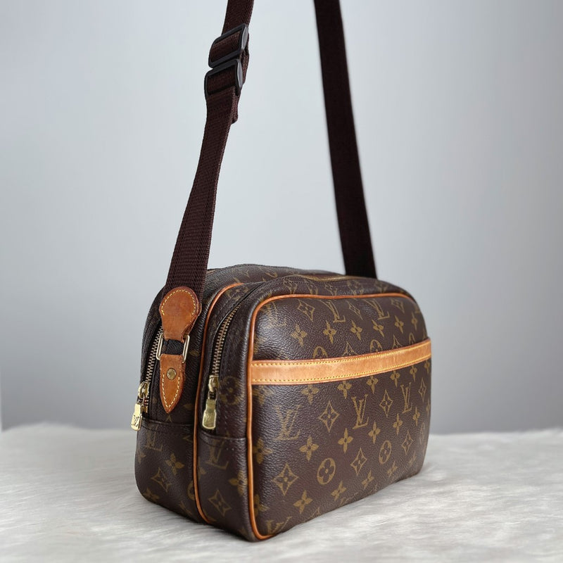Louis Vuitton Signature Monogram Reporter PM Shoulder Bag – Luxury