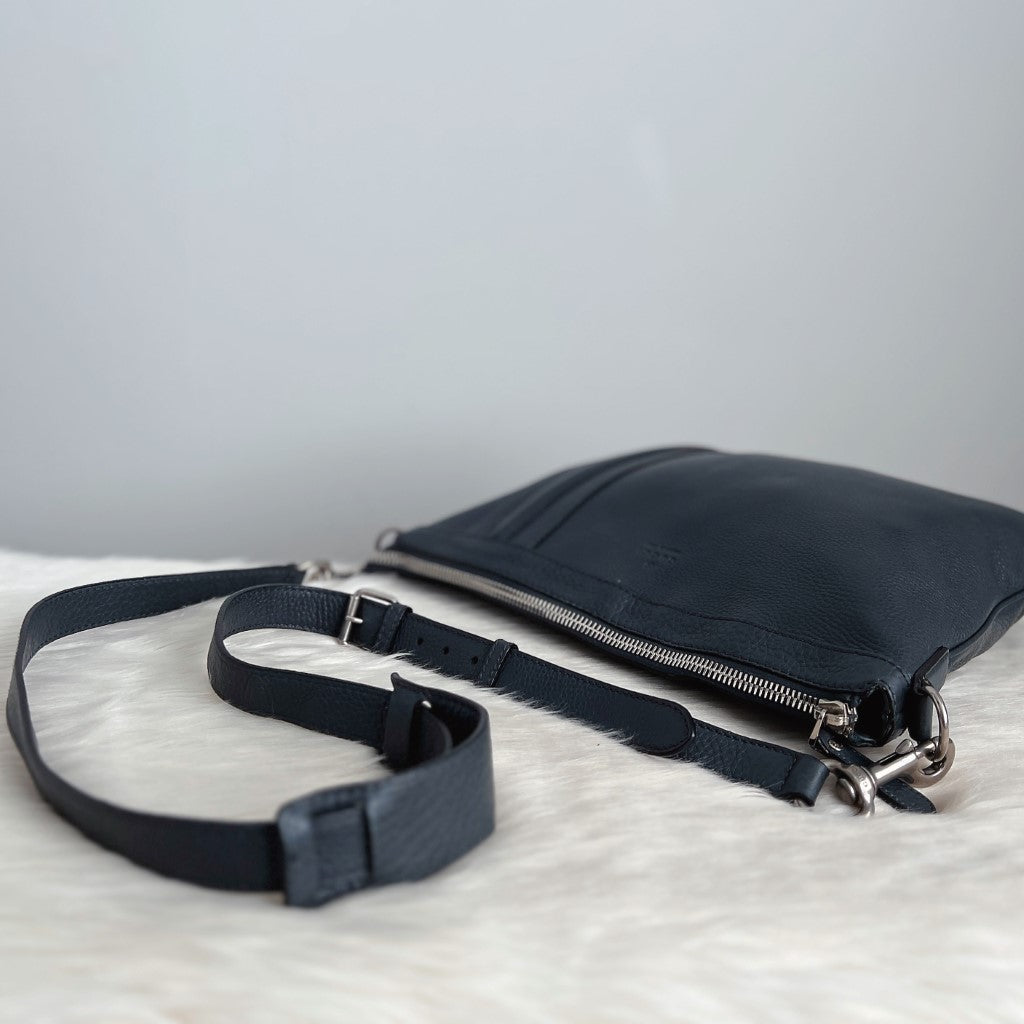 Gucci Smokey Navy Leather Messenger Unisex Crossbody Shoulder Bag