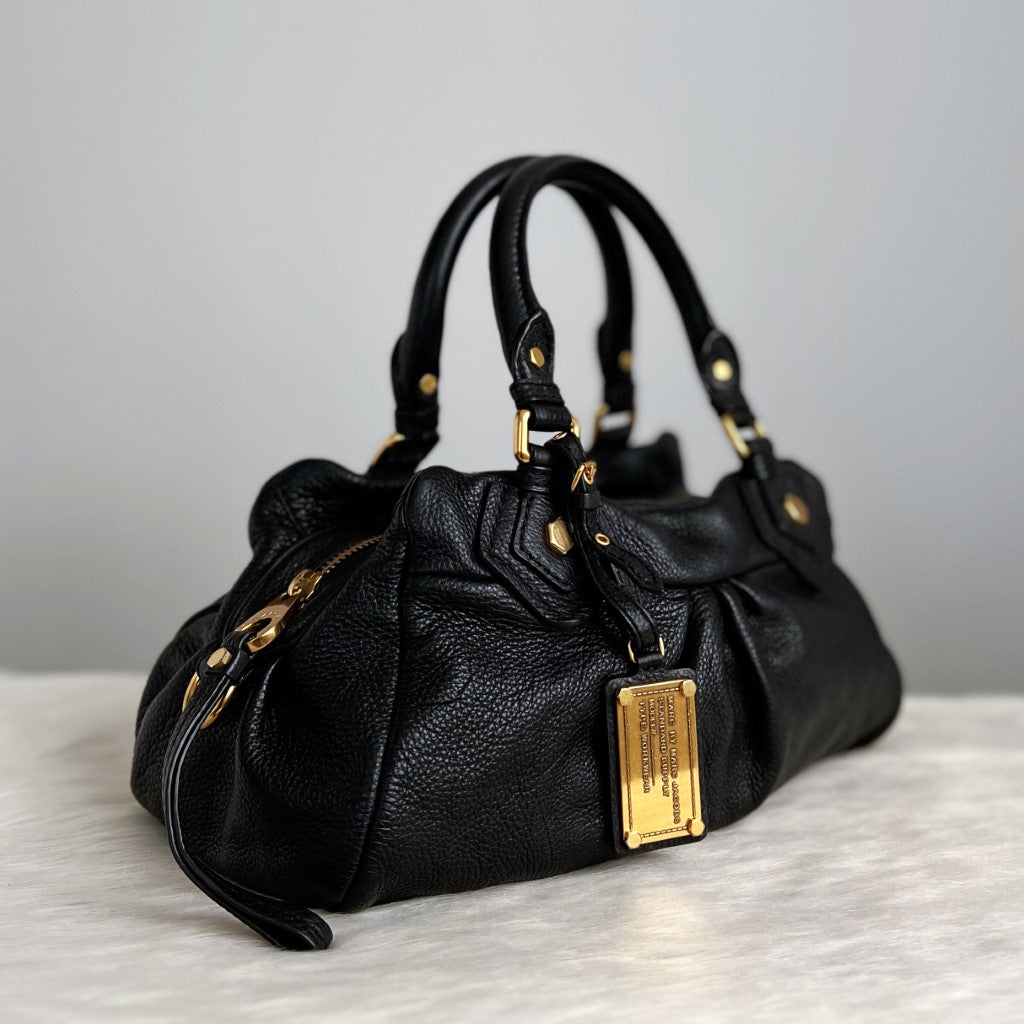 Marc Jacobs Black Leather Classic Q 2 Way Shoulder Bag