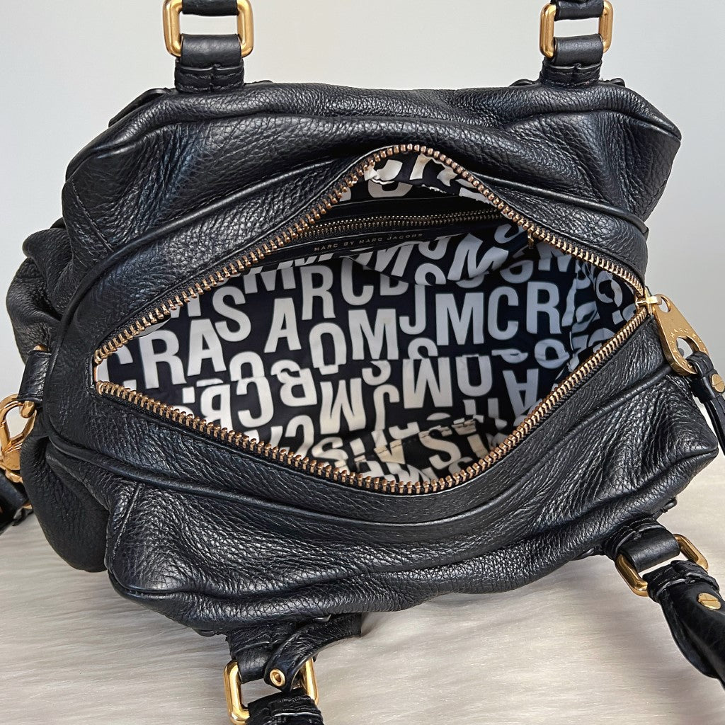 Marc Jacobs Black Leather Classic Q 2 Way Shoulder Bag