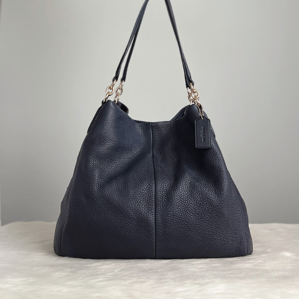 Coach Navy Leather Triple Compartments Shoulder Bag Excellent