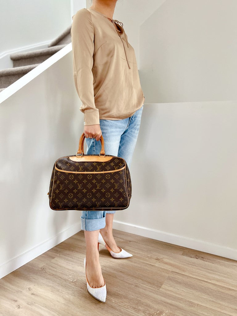 Louis Vuitton Signature Monogram Deauville Tote