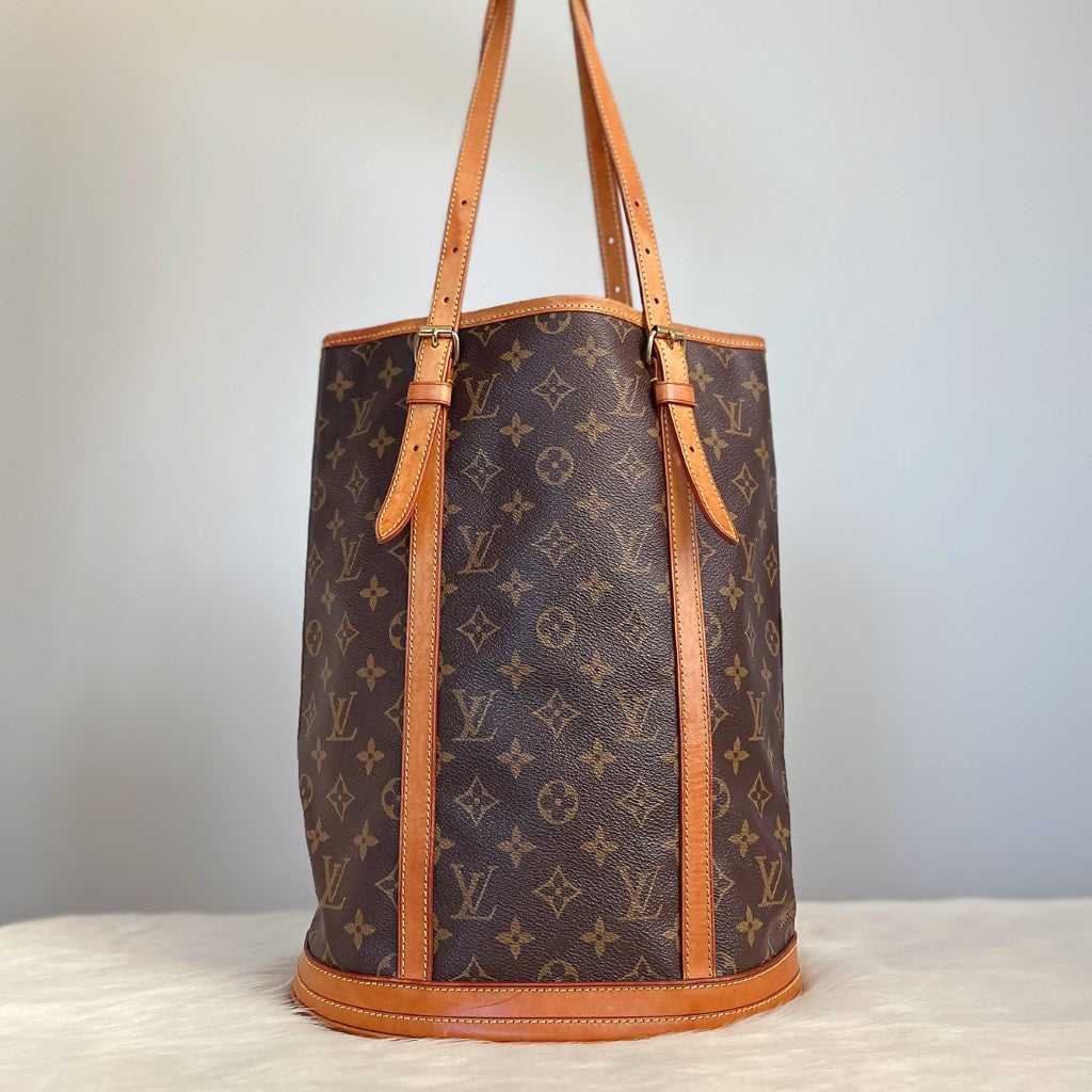 Louis Vuitton Signature Monogram Bucket GM Shoulder Bag