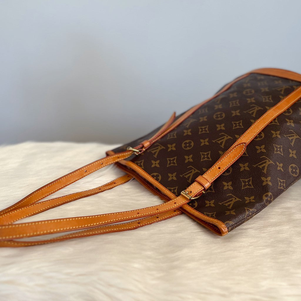 Louis Vuitton Signature Monogram Bucket GM Shoulder Bag