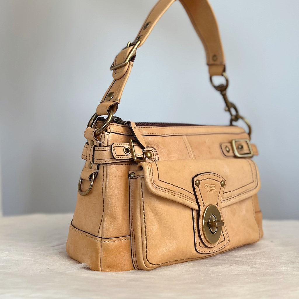 Coach Beige Leather Turn Lock Shoulder Bag