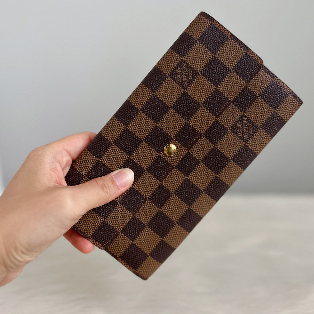 Louis Vuitton Signature Damier Zip Compartment Long Fold Wallet