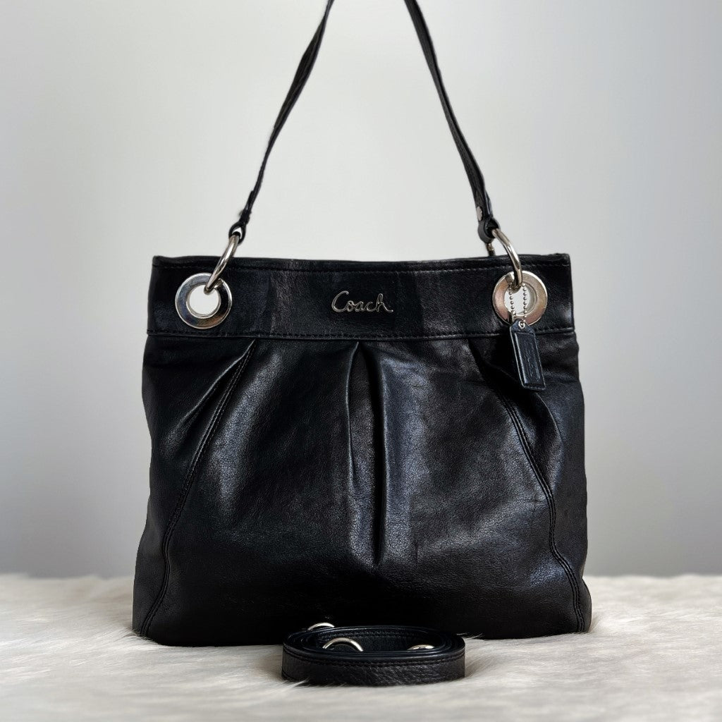 Coach Black Leather Front Logo 2 Way Shoulder Bag