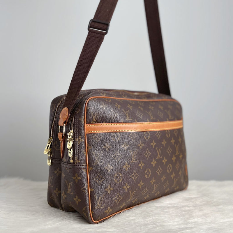 Louis Vuitton Reporter GM Messenger Bag, Luxury, Bags & Wallets on