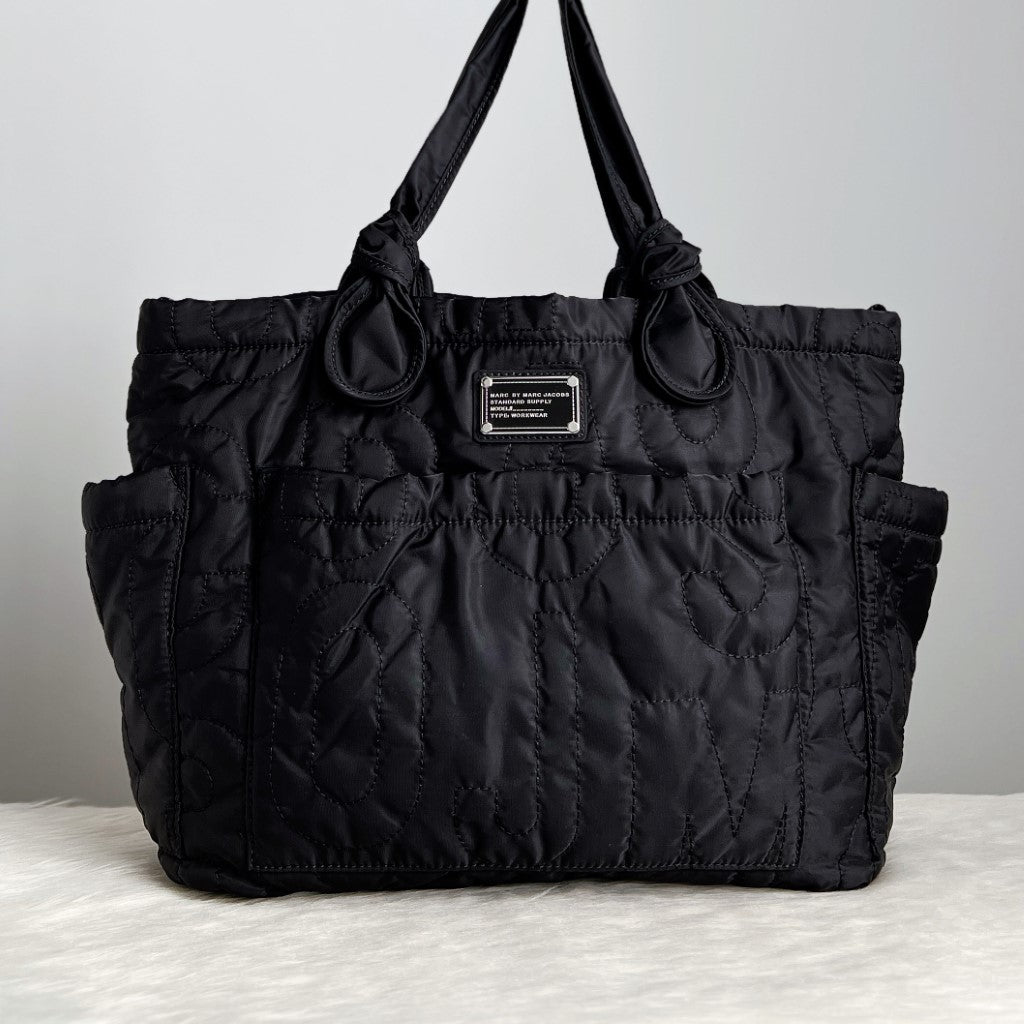 Marc Jacobs Signature Black Oversized Weekend Shoulder Bag