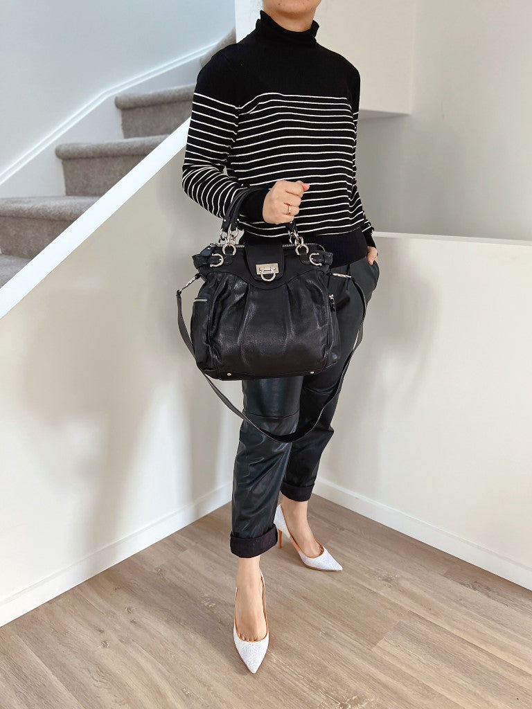 Salvatore Ferragamo Black Leather 2 Way Shoulder Bag Excellent