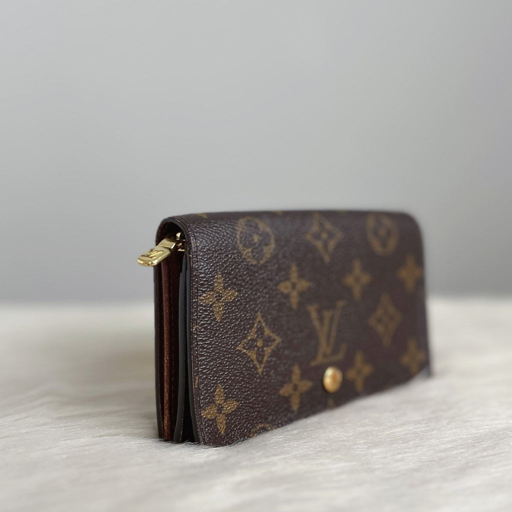 Louis Vuitton Monogram Classic Zip Compartment Wallet