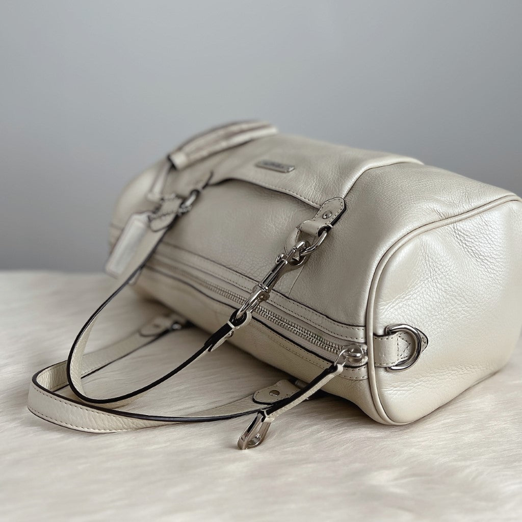 Coach Pearl White Leather Boston 2 Way Shoulder Bag