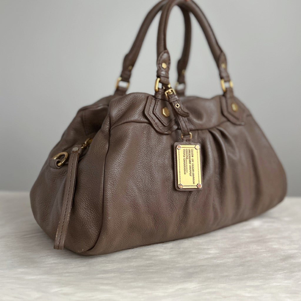 Marc Jacobs Taupe Leather Classic Q Large 2 Way Shoulder Bag